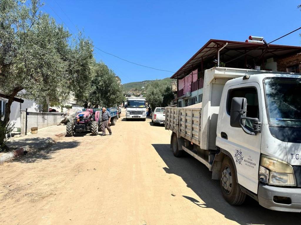 Aydın Büyükşehir Belediyesi'nden Ataeymir Mahallesi'ne Destek